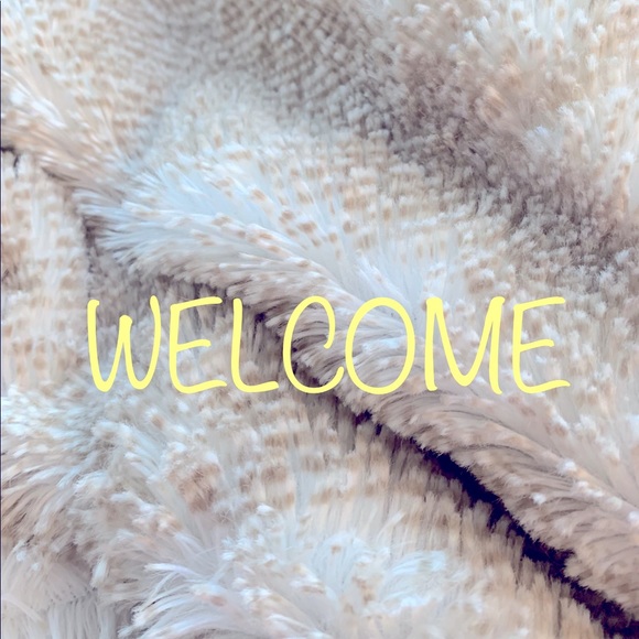 Meet your Posher, Erin - Picture 1 of 1